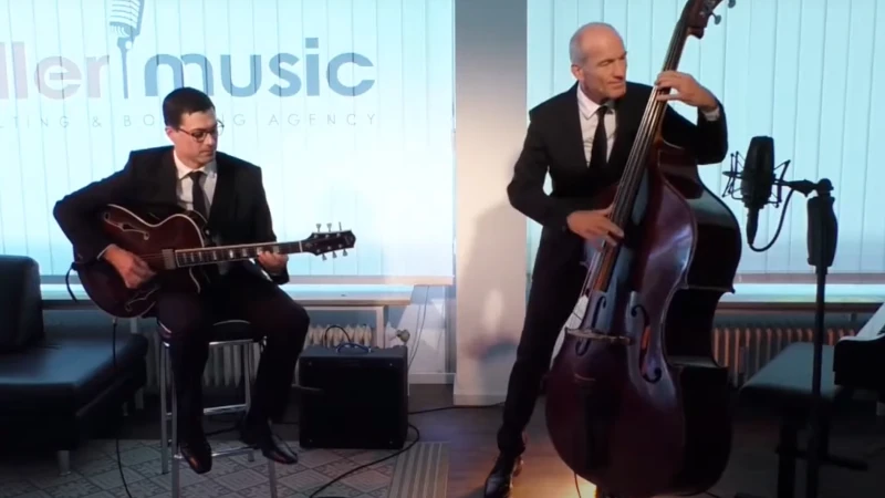 Miller Music Duo Gitarre und Kontrabass