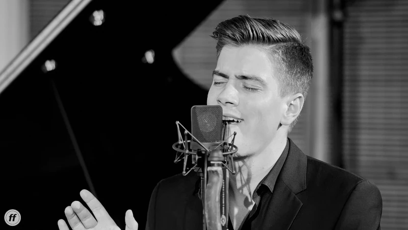 Miller Music Sänger Max Höcherl 800